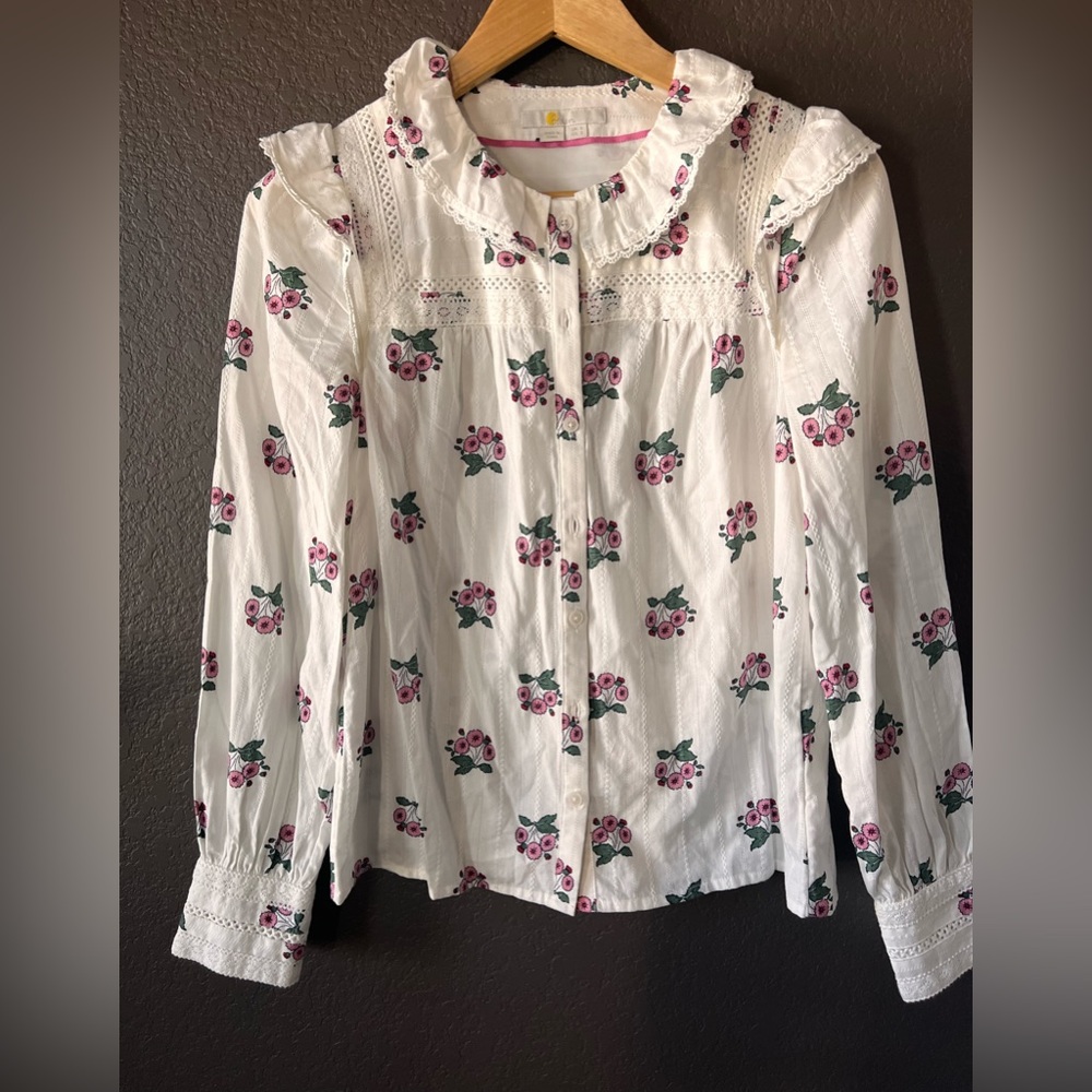 Biden woman’s flower blouse size 2